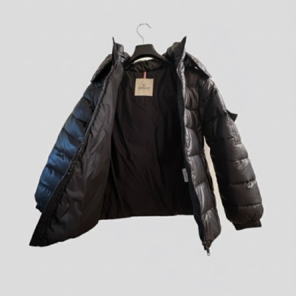 Moncler Shiny Black Quilted Jacket - Picture 2 of 8